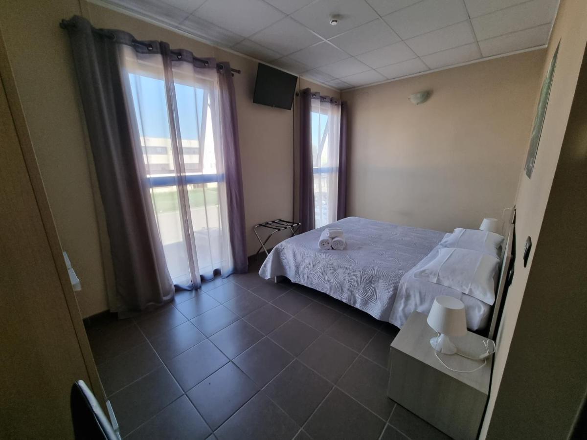 Hotel La Bussola Badia Polesine Esterno foto